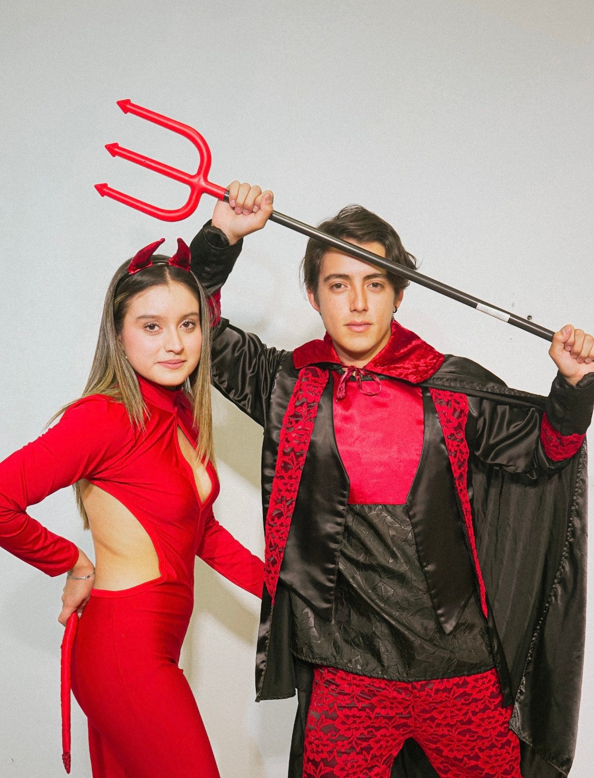 DIABLO Y DIABLA